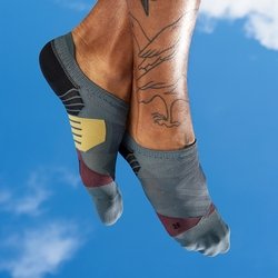 On Running Low Socks H Shadow-Mulberry - Winzer Gesunde Schuhe